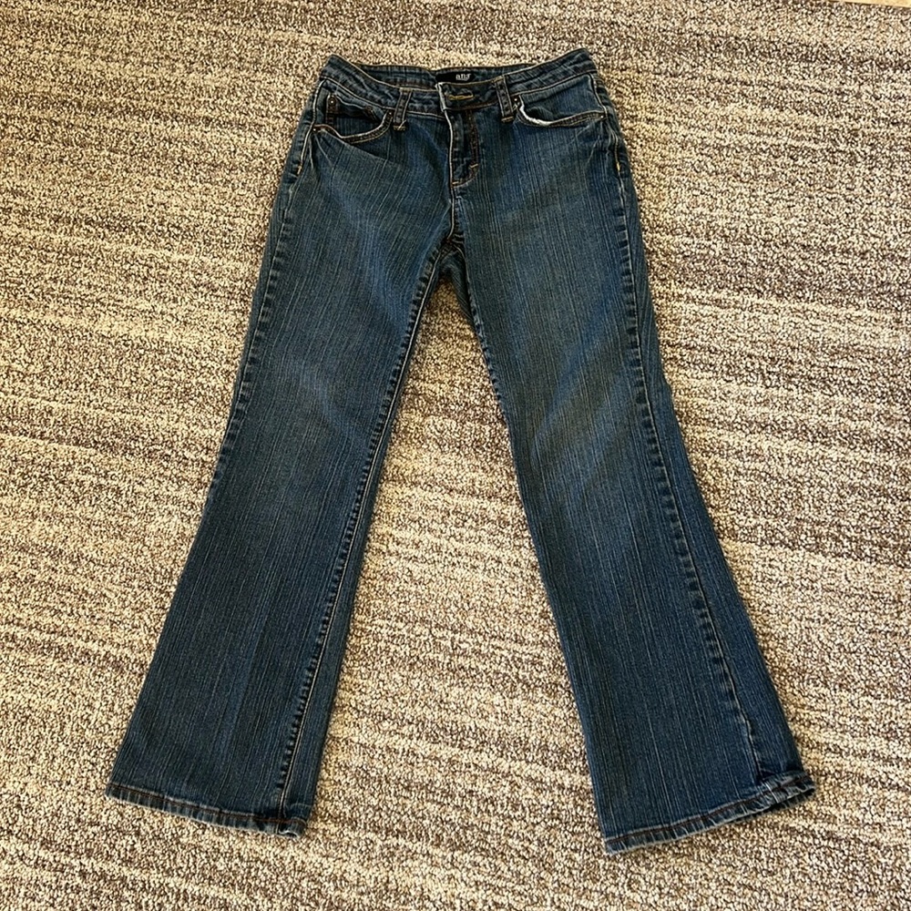 Women’s jeans